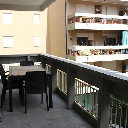 Felix Apartmán Grado-Pineta